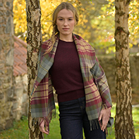 Bobbie Lambswool Stole