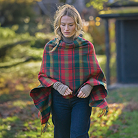 Georgia Lamsbwool Poncho