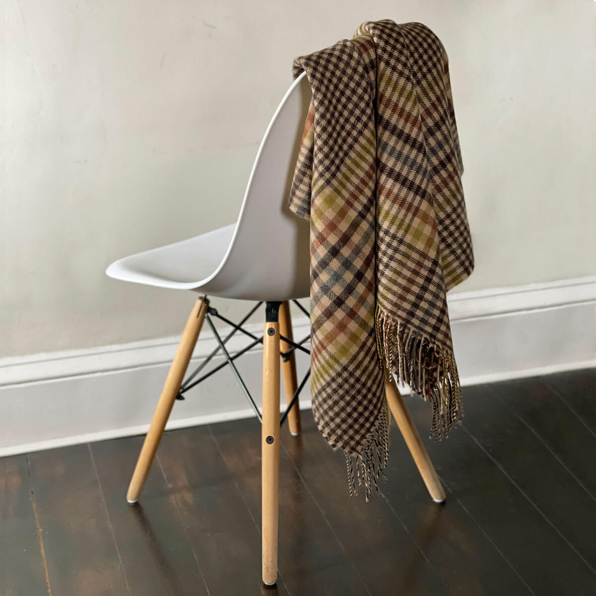 Borders Forth Antique Glen Check Lambswool Blanket Gallery Image 2