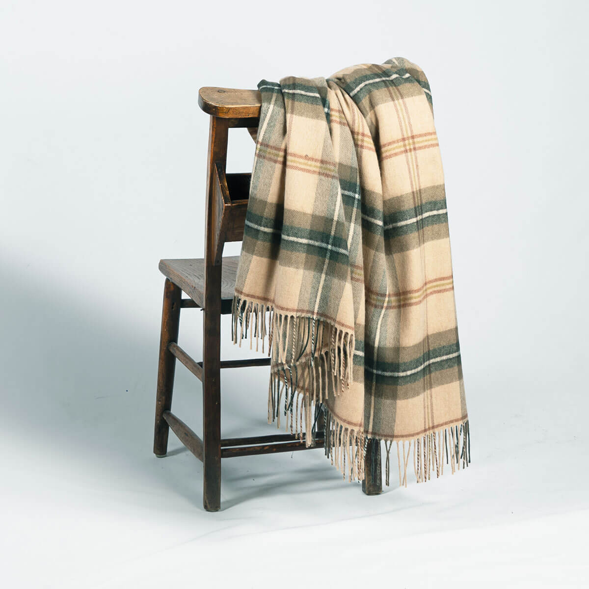 Borders Saskatchewan Weathered Canadian Tartan Lambswool Blanket Gallery Image 2