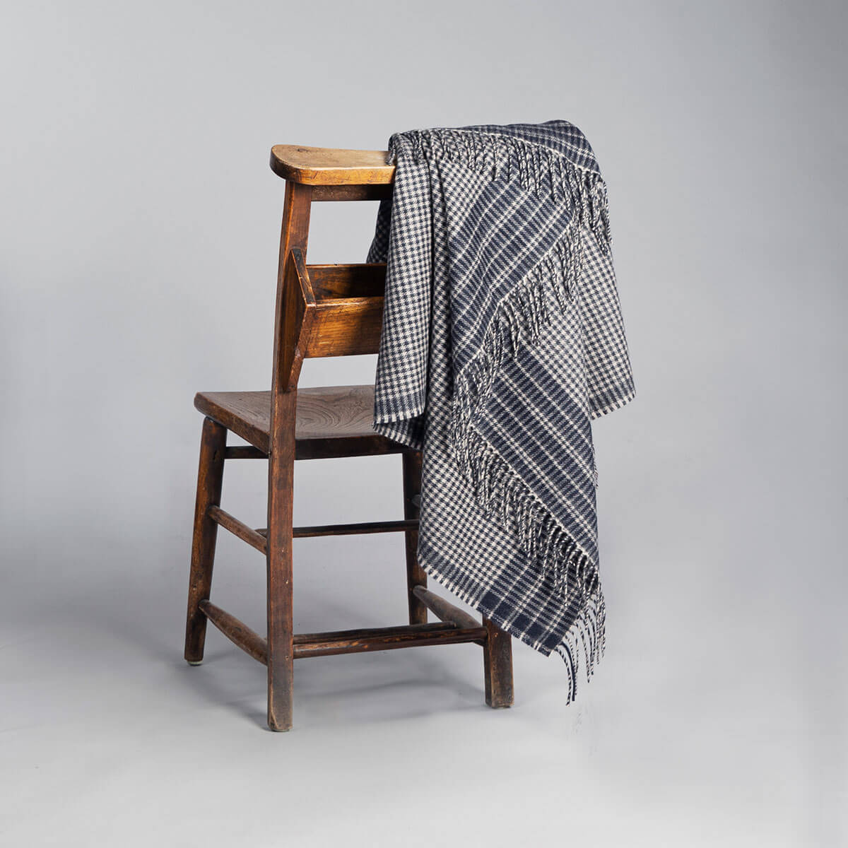 Borders Shepherd Emsket Lambswool Blanket Gallery Image 2