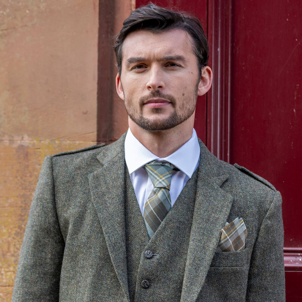 Made to Order Braeriach Mediumweight Tartan Pocket Square Gallery Image 2