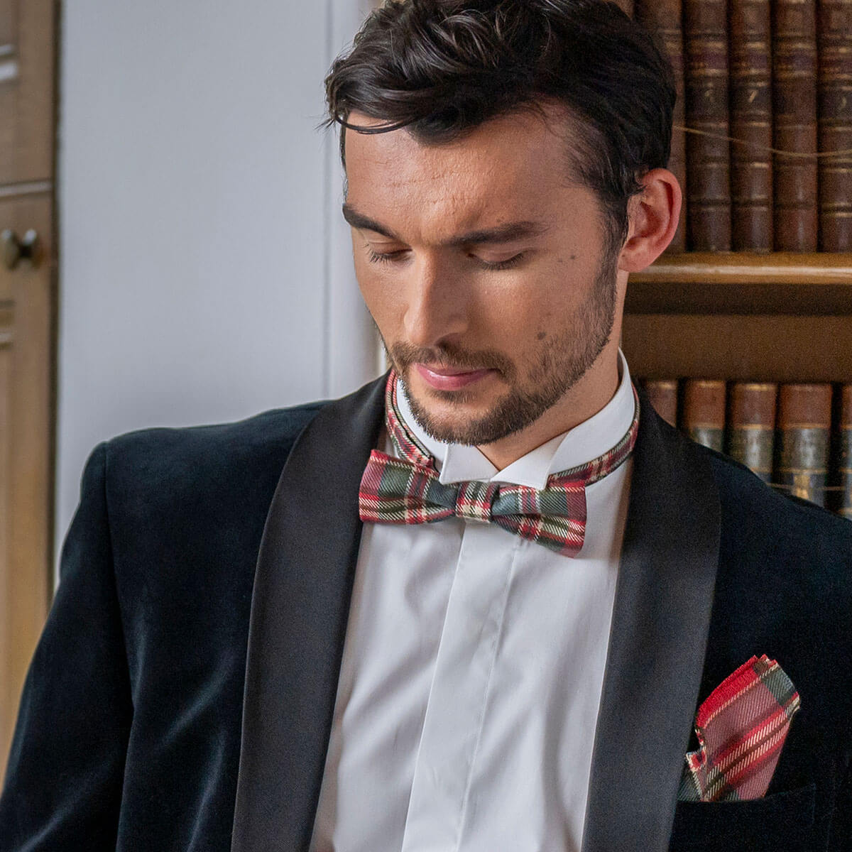 Made to Order Reiver Lightweight Pocket Square Gallery Image 2