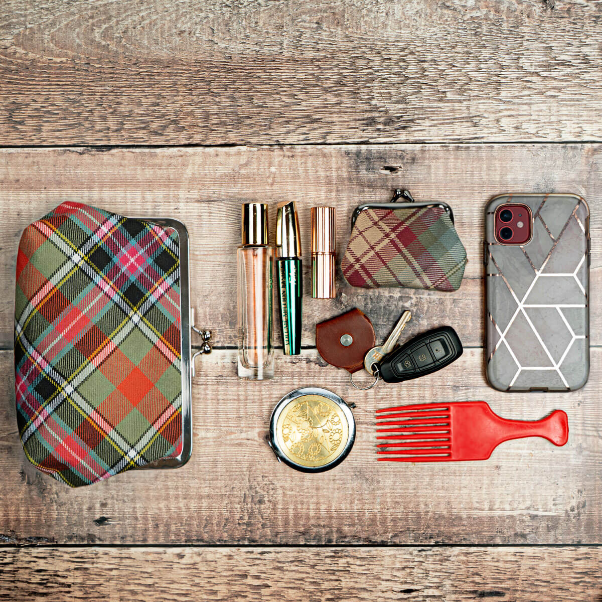 Bruce of Kinnaird Ancient Tartan Clutch Bag Gallery Image 2