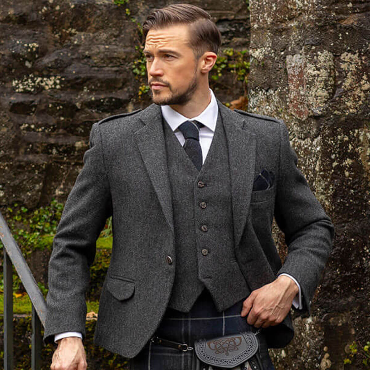 Porters Grey Shetland Tweed 5 Button Kilt Waistcoat Gallery Image 4