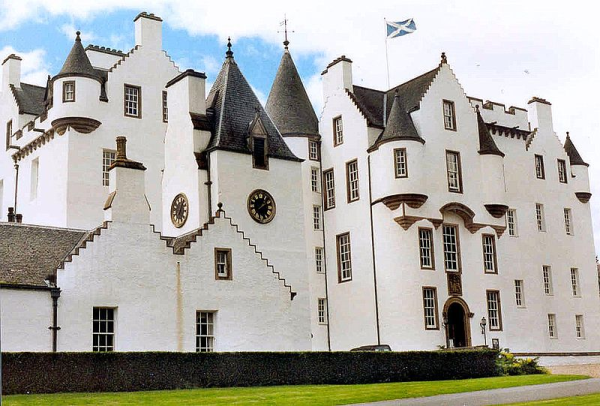 The 6 Best Scottish Castles for Weddings