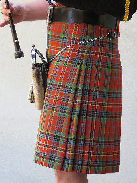 Man wearing a traditional kilt