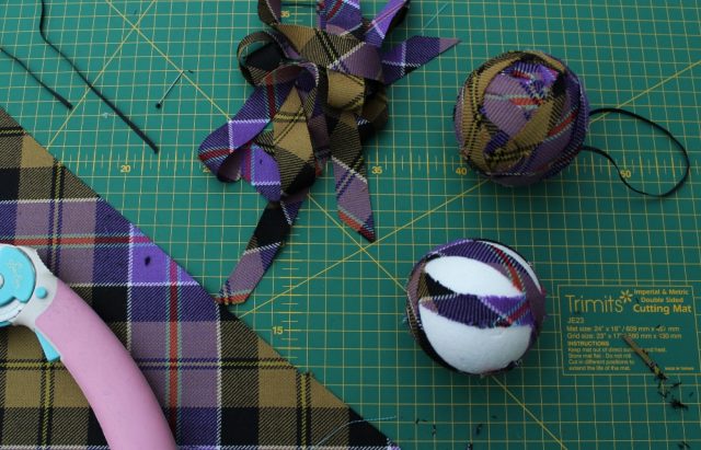 tartan Christmas bauble craft